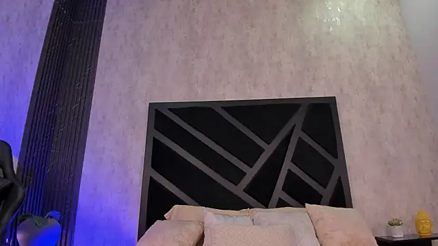 Johan Williams 07 online show from July 2026 12:33:02 AM