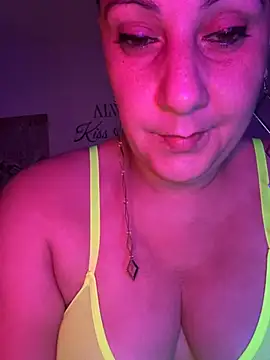 DeeLight124 online show from April 2026 05:22:02 AM