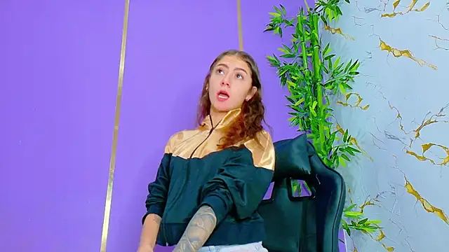 scarlet-jonesx online show from September 2025 12:39:02 AM