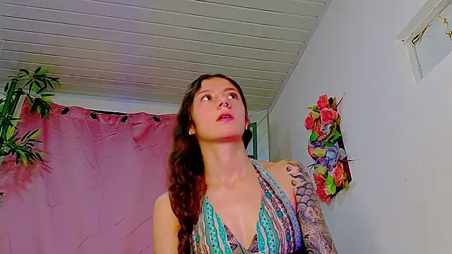 scarlet-jonesx online show from May 2026 12:28:01 AM