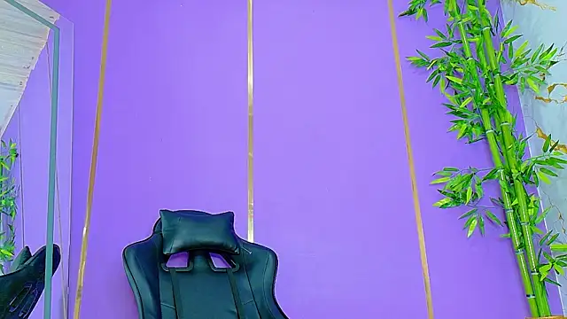 scarlet-jonesx online show from October 2025 06:45:01 AM