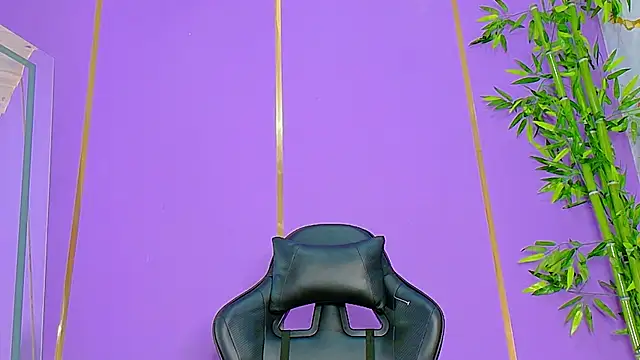 scarlet-jonesx online show from October 2025 07:26:02 PM