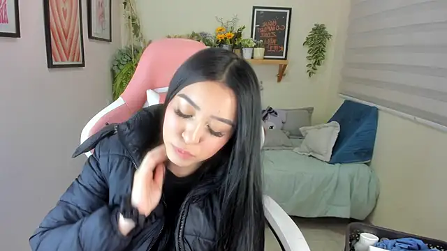 Starliee   online show from November 2025 12:44:01 AM