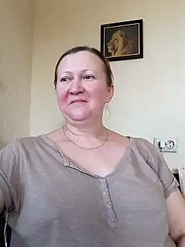 Snapshot of blondyaguar chatting on February 2025 11:43:01 AM blondyaguar online show from February 2025 11:43:01 AM