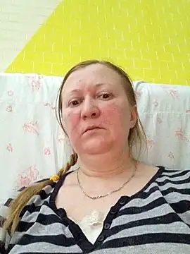 blondyaguar online show from February 2026 03:30:01 PM