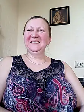 Snapshot of blondyaguar chatting on February 2025 08:36:02 AM blondyaguar online show from February 2025 08:36:02 AM