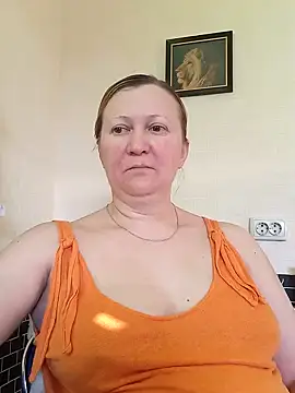 Snapshot of blondyaguar chatting on February 2025 02:16:02 PM blondyaguar online show from February 2025 02:16:02 PM