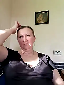 Snapshot of blondyaguar chatting on March 2025 02:08:01 PM blondyaguar online show from March 2025 02:08:01 PM