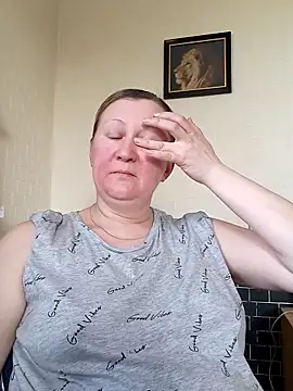 Snapshot of blondyaguar chatting on March 2025 08:41:02 AM blondyaguar online show from March 2025 08:41:02 AM