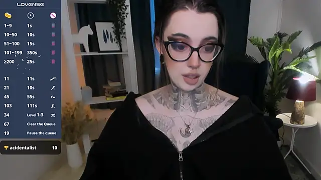 Snapshot of Dixi_Pixi_ chatting on May 2026 07:18:06 AM Dixi Pixi online show from May 2026 07:18:06 AM