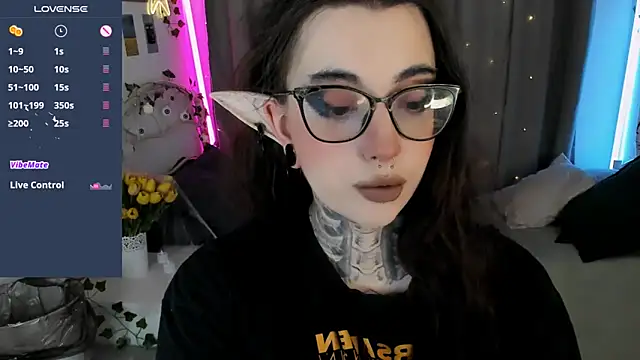 Dixi Pixi  online show from October 2025 05:50:02 AM