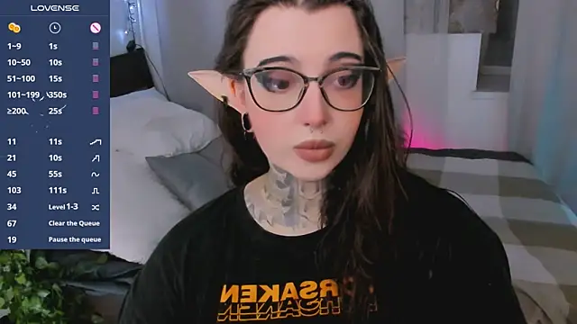 Dixi Pixi  online show from September 2025 07:44:01 AM