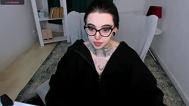 Dixi Pixi  online show from June 2026 07:13:02 AM