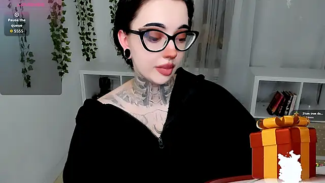 Dixi Pixi  online show from July 2026 05:41:01 AM