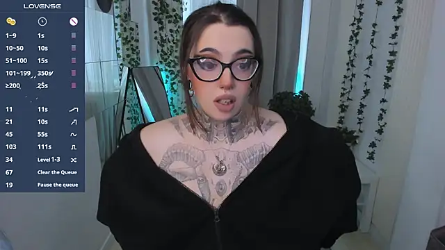 Dixi Pixi  online show from April 2026 05:47:01 AM