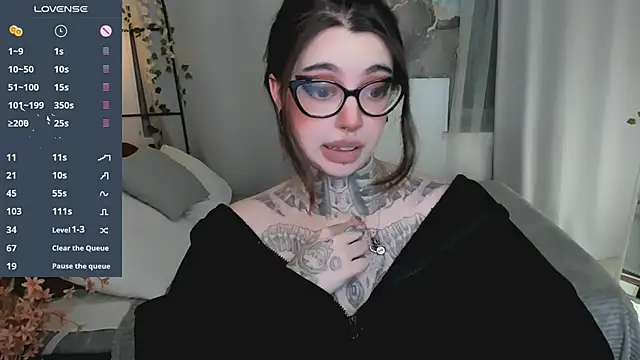 Dixi Pixi  online show from April 2026 05:36:01 AM