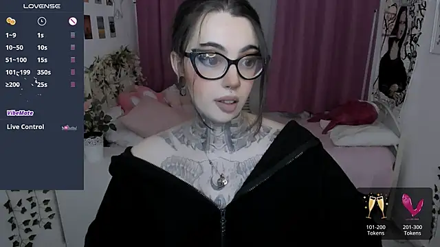 Dixi Pixi  online show from April 2026 05:47:02 AM