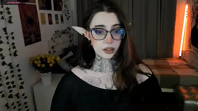 Dixi Pixi  online show from September 2025 05:47:01 AM