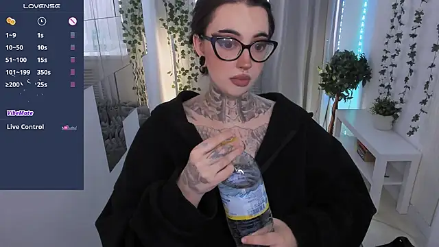 Dixi Pixi  online show from June 2026 05:35:01 AM