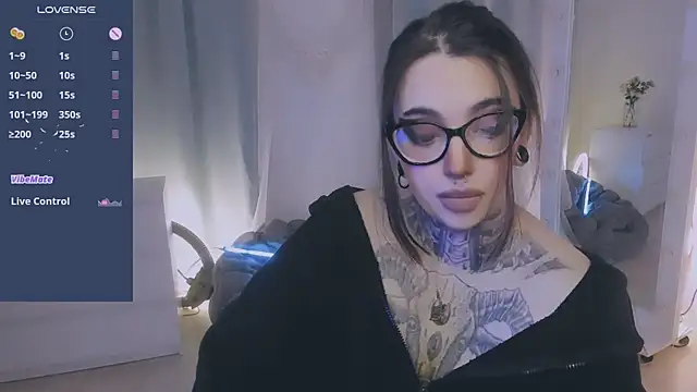 Dixi Pixi  online show from April 2026 05:53:01 AM