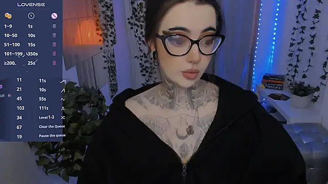 Snapshot of Dixi_Pixi_ chatting on May 2026 05:46:01 AM Dixi Pixi online show from May 2026 05:46:01 AM