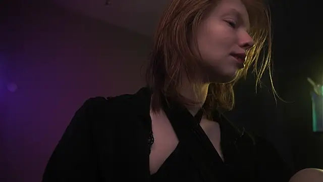 ginger hugs online show from January 2026 10:05:02 PM