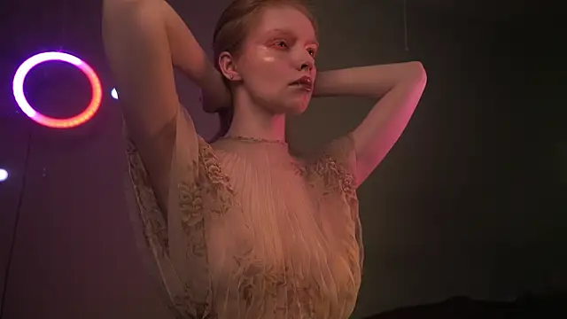 ginger hugs online show from January 2026 10:05:02 PM