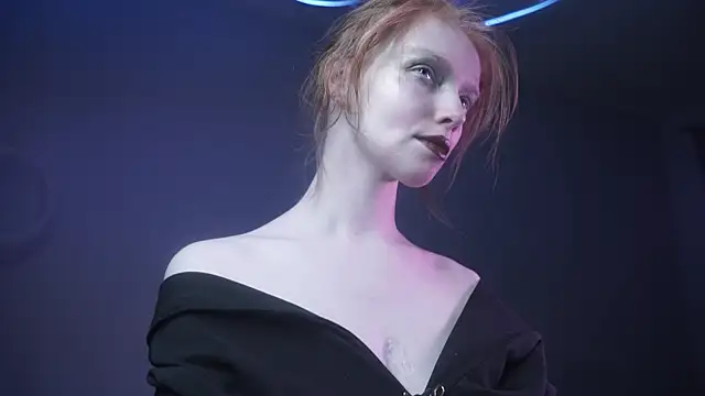 ginger hugs online show from October 2025 10:11:01 PM