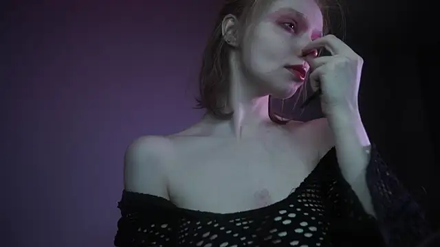 ginger hugs online show from October 2025 10:09:01 PM