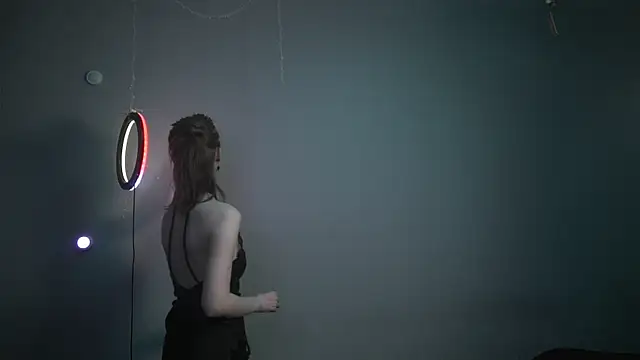 ginger hugs online show from January 2026 10:13:02 PM