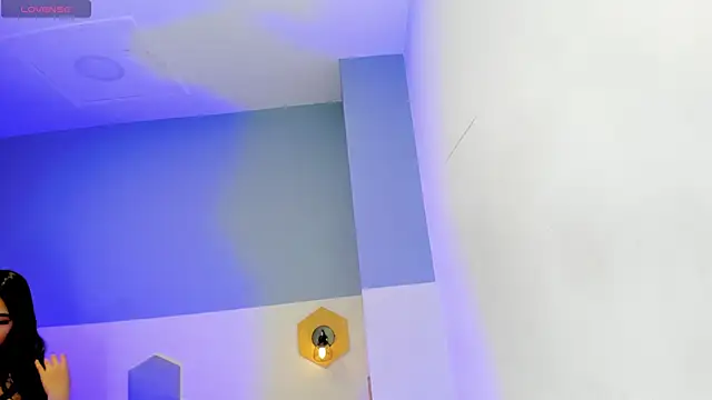 Chloe fischer  online show from April 2026 03:14:01 PM