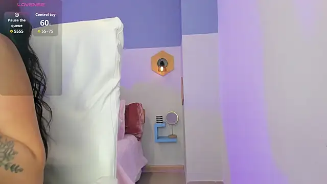 Snapshot of Chloe_fischer_ chatting on November 2025 03:05:02 PM Chloe fischer online show from November 2025 03:05:02 PM