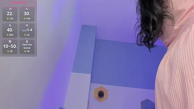 Chloe fischer  online show from June 2026 02:48:02 PM