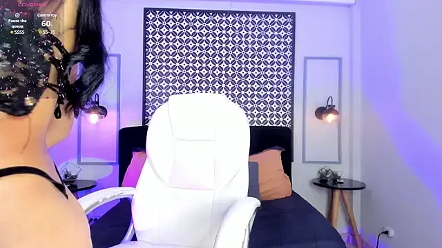 Chloe fischer  online show from February 2025 02:29:02 PM