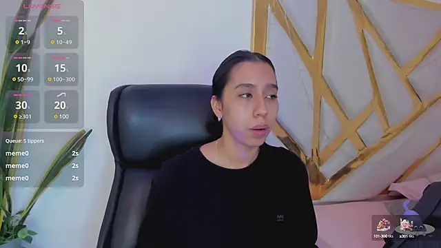 Snapshot of MissSussy chatting on March 2025 03:30:02 AM MissSussy online show from March 2025 03:30:02 AM