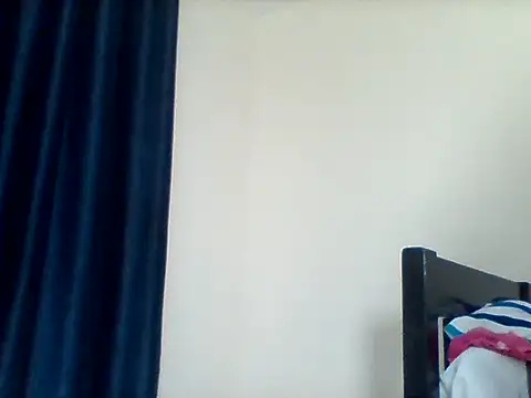Snapshot of curvy_natallie chatting on October 2025 10:12:02 AM curvy natallie online show from October 2025 10:12:02 AM