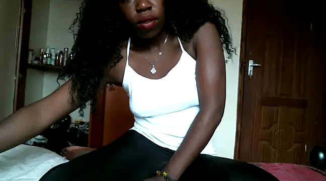 Snapshot of curvy_natallie chatting on March 2025 08:50:02 AM curvy natallie online show from March 2025 08:50:02 AM