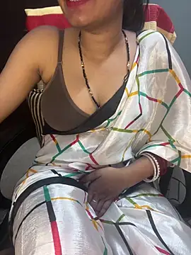 Snapshot of Spicy_sari_girl chatting on March 2025 09:27:01 PM Spicy sari girl online show from March 2025 09:27:01 PM