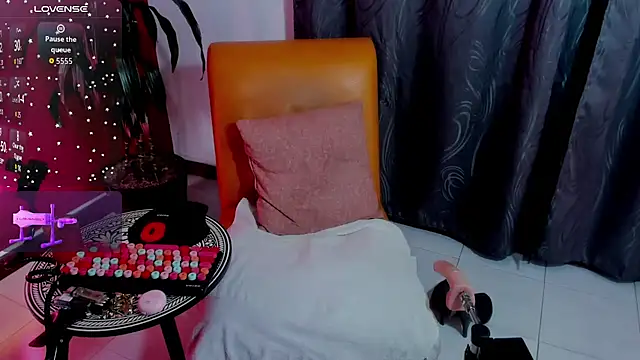 BrendaSex Hot online show from October 2025 08:43:01 PM
