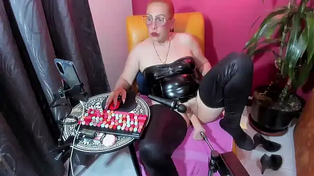 BrendaSex Hot online show from October 2025 09:44:01 PM