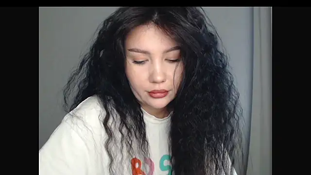 AlexaCruze online show from October 2025 03:13:02 PM
