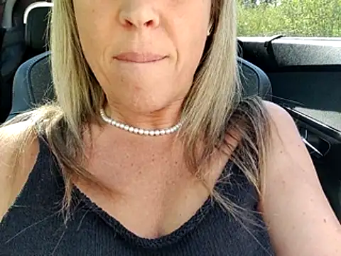 sweethotmilf888 online show from April 2026 01:51:01 PM