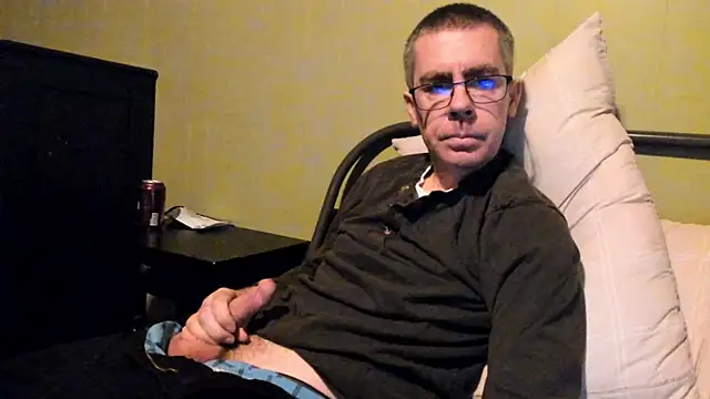 ImportantEquator0 online show from November 2025 01:16:02 PM