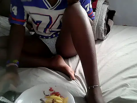 sweetvalleria online show from May 2026 09:30:02 AM