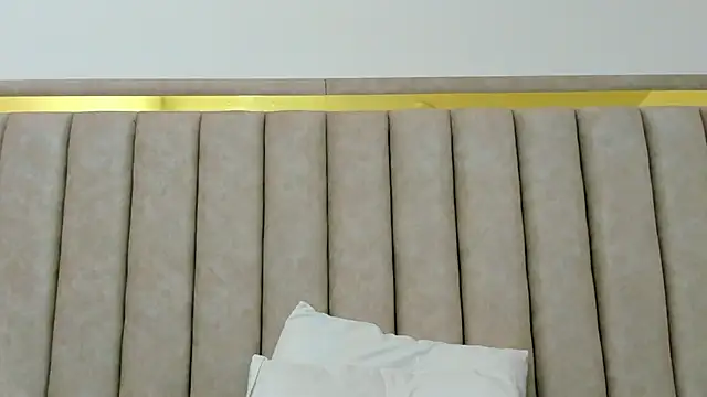 FreyaMoller online show from March 2026 07:04:01 PM