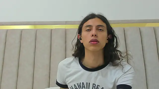 FreyaMoller online show from March 2026 07:15:01 PM