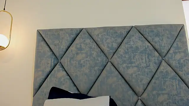 FreyaMoller online show from January 2026 01:51:02 PM