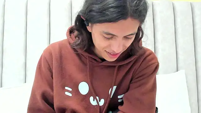 FreyaMoller online show from March 2026 06:57:01 PM