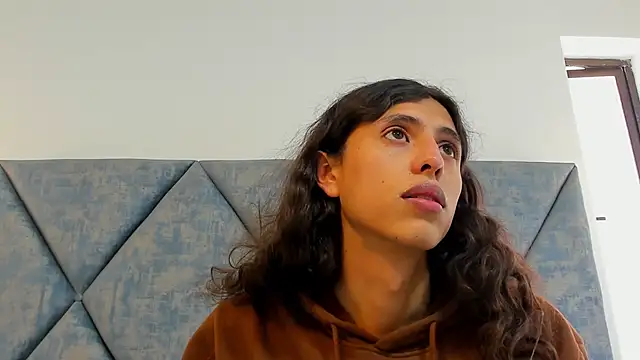 FreyaMoller online show from February 2026 08:59:01 PM