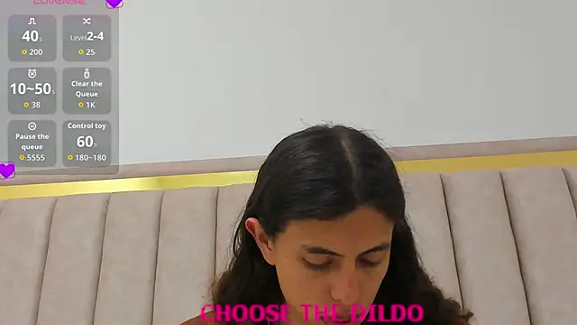 FreyaMoller online show from October 2025 06:23:02 PM